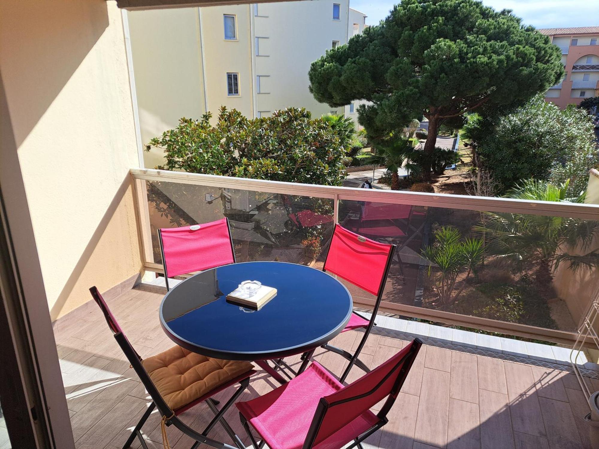 Helios 32, T2 Climatise, Parking, 500M Plage アグド エクステリア 写真